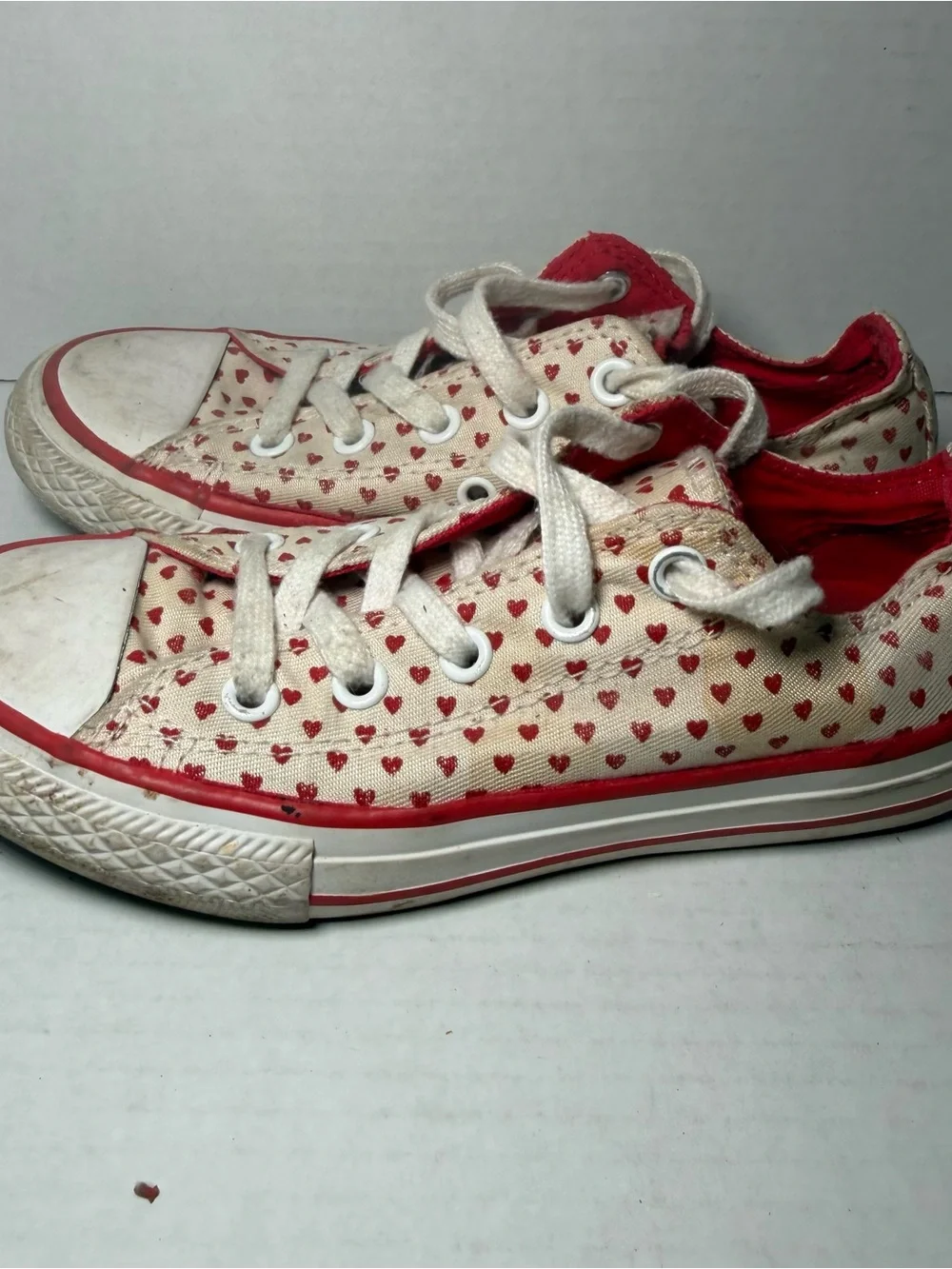 Converse Low Top Heart Pattern Kids Girls Sneakers Shoes Youth Size 13